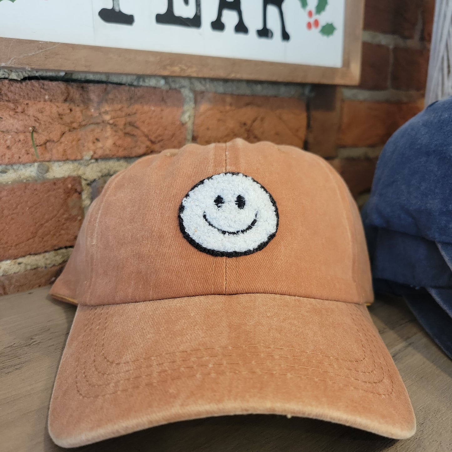 HAPPY CAP